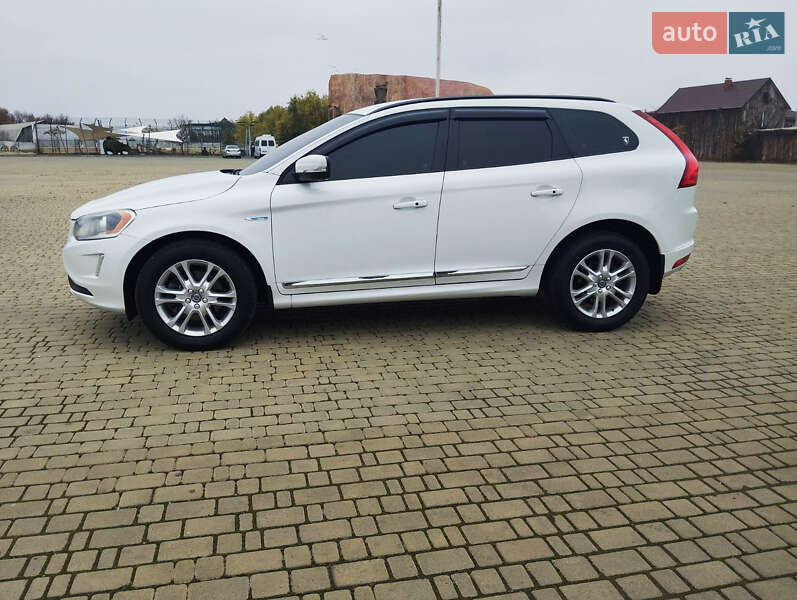 Внедорожник / Кроссовер Volvo XC60 2015 в Одессе фото 2 Внедорожник / Кроссовер Volvo XC60 2015 в Одессе