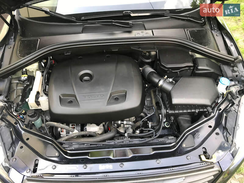 Позашляховик / Кросовер Volvo XC60 2017 в Києві