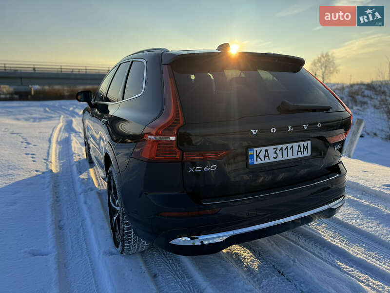 Внедорожник / Кроссовер Volvo XC60 2022 в Ирпене