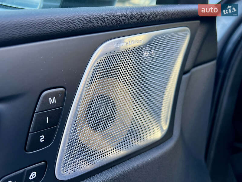 Позашляховик / Кросовер Volvo XC60 2019 в Києві