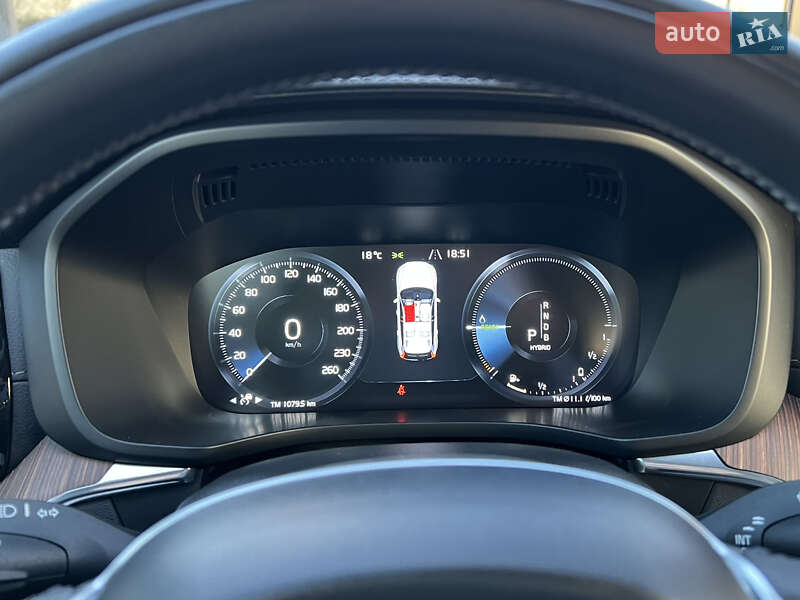 Позашляховик / Кросовер Volvo XC60 2019 в Києві