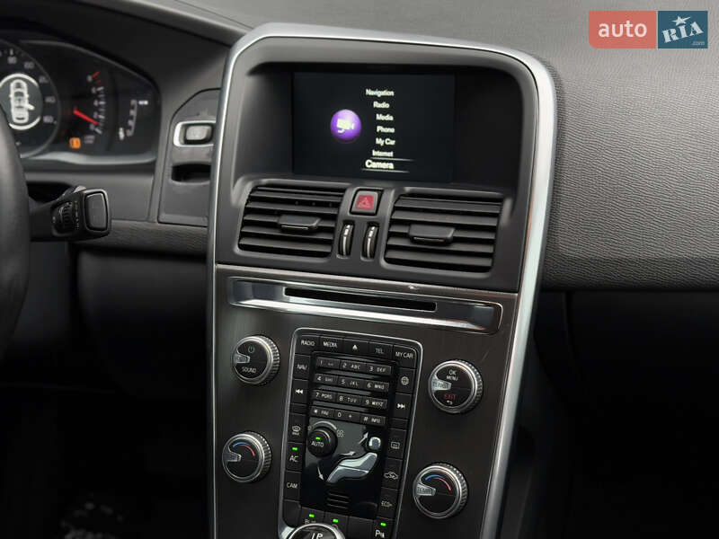 Позашляховик / Кросовер Volvo XC60 2015 в Луцьку