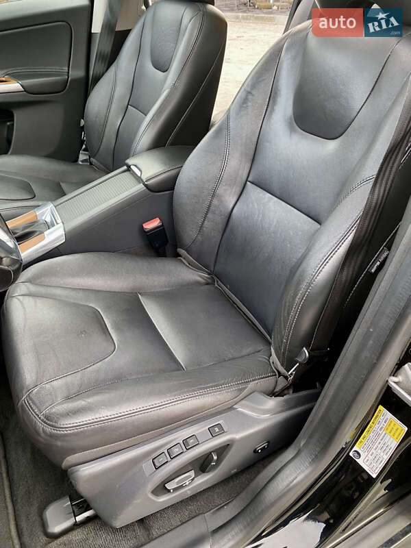 Внедорожник / Кроссовер Volvo XC60 2017 в Владимире фото 13 Внедорожник / Кроссовер Volvo XC60 2017 в Владимире