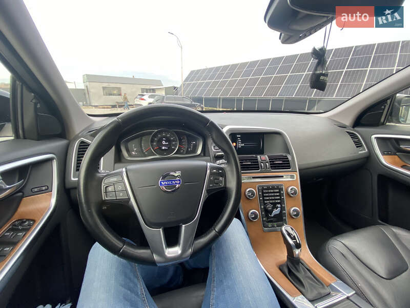 Внедорожник / Кроссовер Volvo XC60 2017 в Владимире фото 17 Внедорожник / Кроссовер Volvo XC60 2017 в Владимире