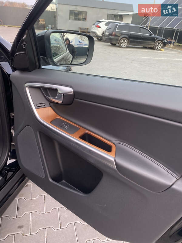 Внедорожник / Кроссовер Volvo XC60 2017 в Владимире фото 29 Внедорожник / Кроссовер Volvo XC60 2017 в Владимире