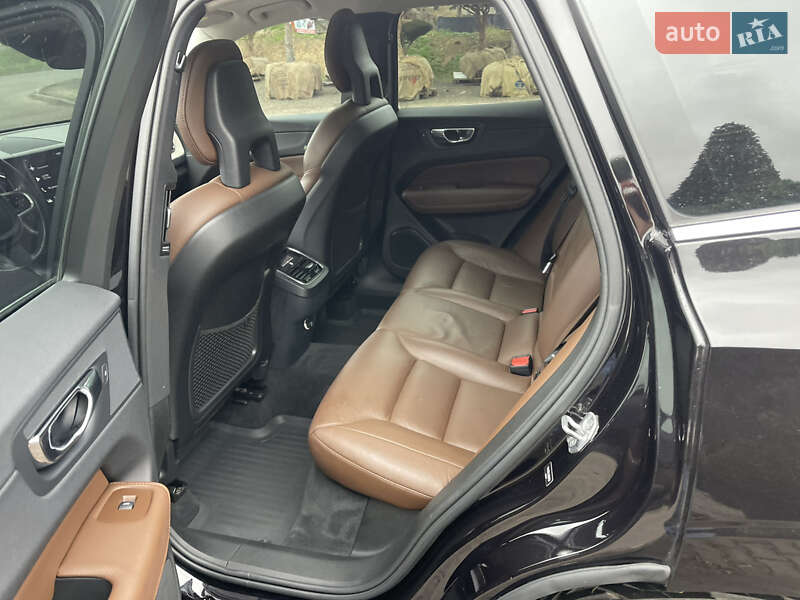 Внедорожник / Кроссовер Volvo XC60 2018 в Луцке