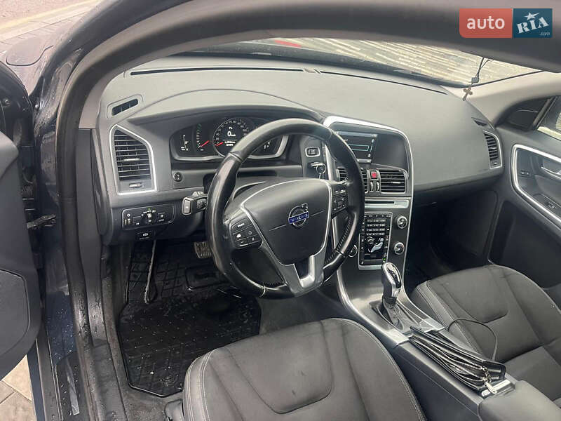 Внедорожник / Кроссовер Volvo XC60 2013 в Оброшином