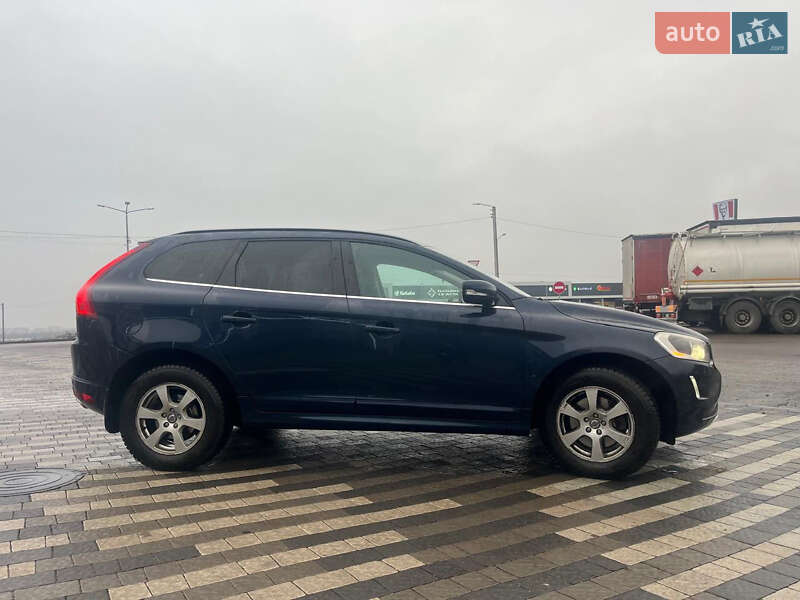 Внедорожник / Кроссовер Volvo XC60 2013 в Оброшином