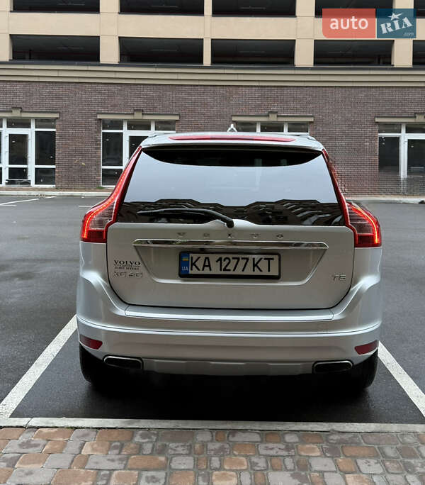 Внедорожник / Кроссовер Volvo XC60 2015 в Киеве