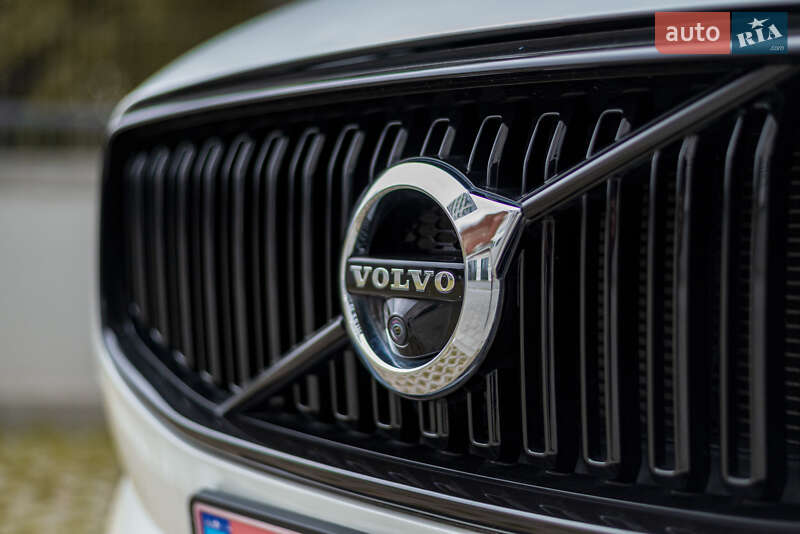 Позашляховик / Кросовер Volvo XC60 2018 в Рівному фото 8 Позашляховик / Кросовер Volvo XC60 2018 в Рівному