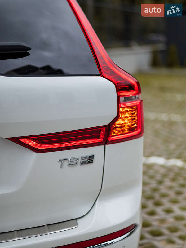 Позашляховик / Кросовер Volvo XC60 2018 в Рівному фото 12 Позашляховик / Кросовер Volvo XC60 2018 в Рівному