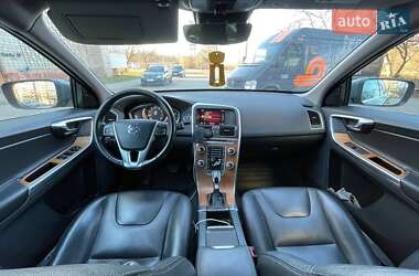Позашляховик / Кросовер Volvo XC60 2017 в Львові