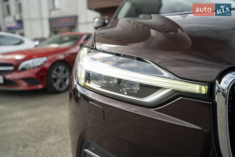 Внедорожник / Кроссовер Volvo XC60 2018 в Киеве