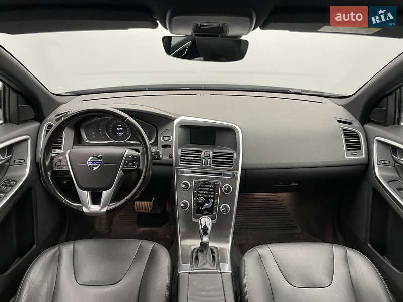 Позашляховик / Кросовер Volvo XC60 2015 в Києві фото 10 Позашляховик / Кросовер Volvo XC60 2015 в Києві