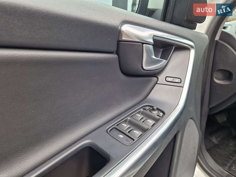 Позашляховик / Кросовер Volvo XC60 2015 в Кропивницькому