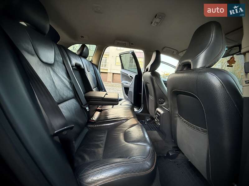 Позашляховик / Кросовер Volvo XC60 2008 в Івано-Франківську