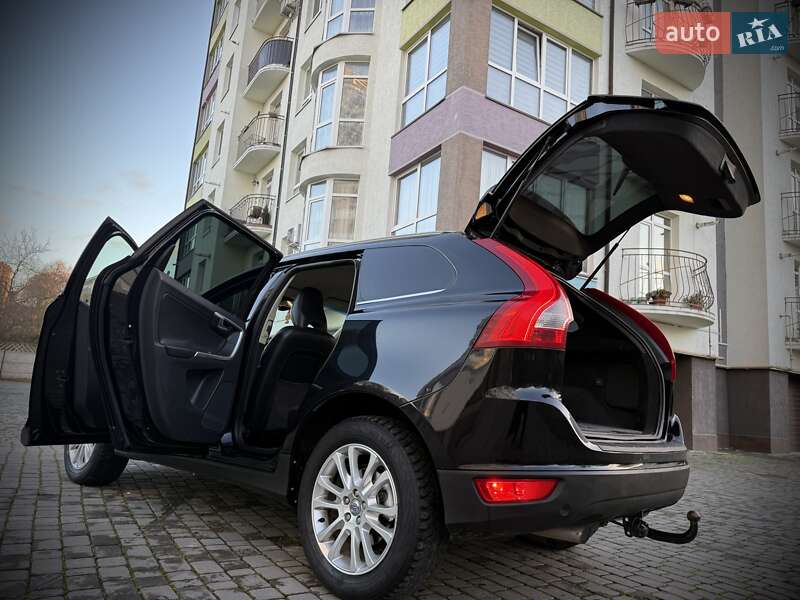 Позашляховик / Кросовер Volvo XC60 2008 в Івано-Франківську