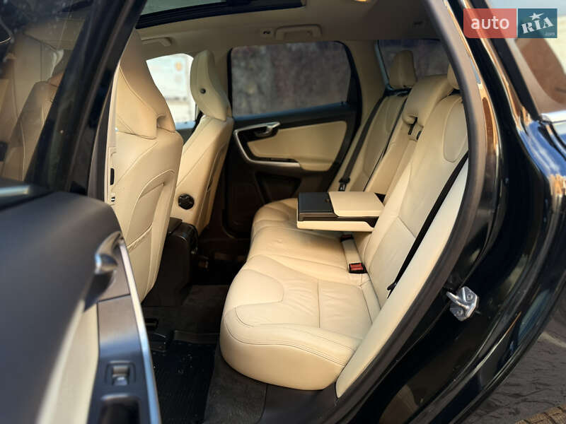 Внедорожник / Кроссовер Volvo XC60 2014 в Тернополе фото 129 Внедорожник / Кроссовер Volvo XC60 2014 в Тернополе