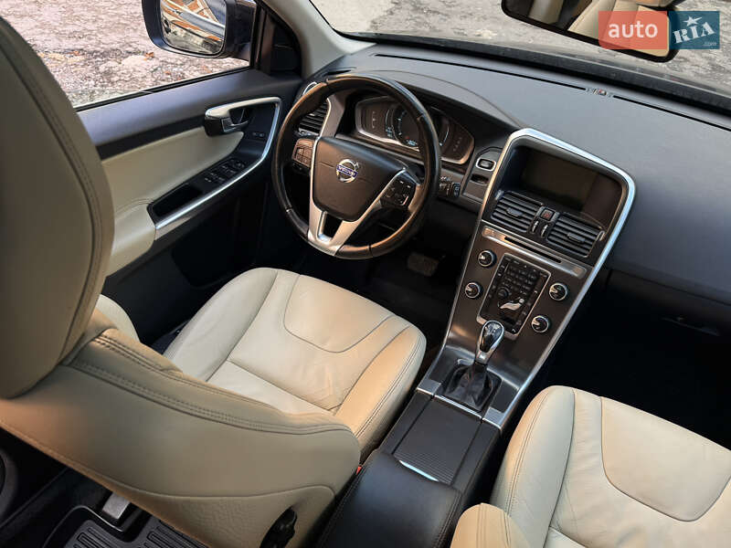 Внедорожник / Кроссовер Volvo XC60 2014 в Тернополе фото 138 Внедорожник / Кроссовер Volvo XC60 2014 в Тернополе