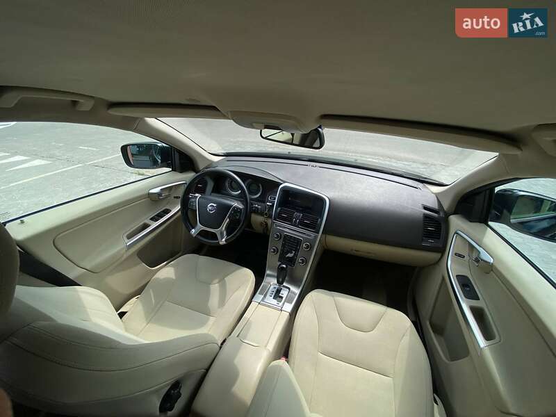 Позашляховик / Кросовер Volvo XC60 2011 в Києві