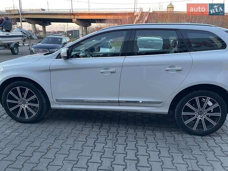 Внедорожник / Кроссовер Volvo XC60 2016 в Луцке фото 29 Внедорожник / Кроссовер Volvo XC60 2016 в Луцке