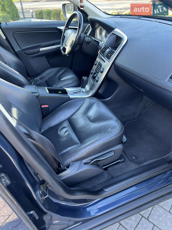 Внедорожник / Кроссовер Volvo XC60 2012 в Луцке