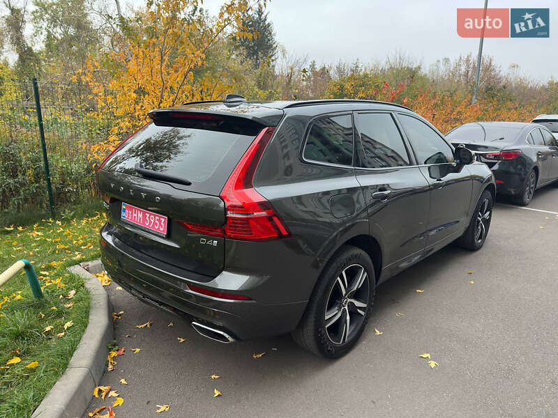 Внедорожник / Кроссовер Volvo XC60 2020 в Киеве