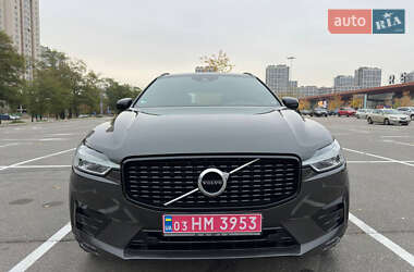 Позашляховик / Кросовер Volvo XC60 2020 в Києві
