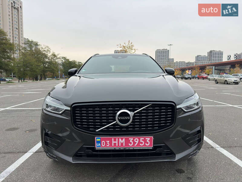 Внедорожник / Кроссовер Volvo XC60 2020 в Киеве