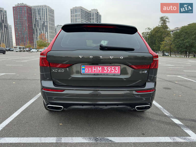 Внедорожник / Кроссовер Volvo XC60 2020 в Киеве
