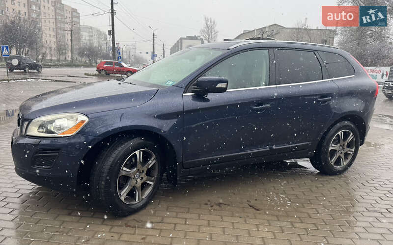 Позашляховик / Кросовер Volvo XC60 2012 в Івано-Франківську