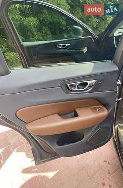 Внедорожник / Кроссовер Volvo XC60 2018 в Ровно