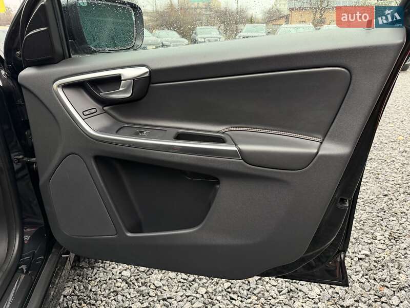 Позашляховик / Кросовер Volvo XC60 2013 в Стрию