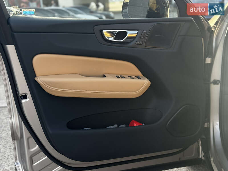 Внедорожник / Кроссовер Volvo XC60 2022 в Житомире фото 23 Внедорожник / Кроссовер Volvo XC60 2022 в Житомире