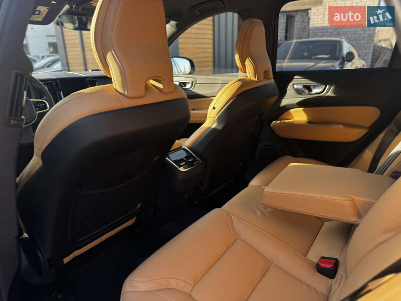 Внедорожник / Кроссовер Volvo XC60 2022 в Житомире фото 44 Внедорожник / Кроссовер Volvo XC60 2022 в Житомире