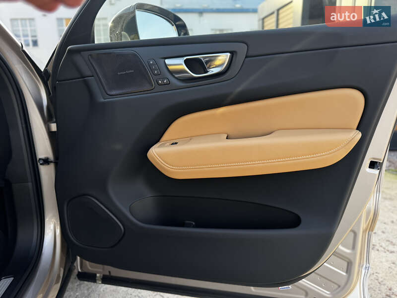 Внедорожник / Кроссовер Volvo XC60 2022 в Житомире фото 53 Внедорожник / Кроссовер Volvo XC60 2022 в Житомире