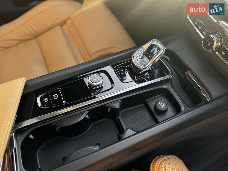 Внедорожник / Кроссовер Volvo XC60 2022 в Житомире фото 58 Внедорожник / Кроссовер Volvo XC60 2022 в Житомире