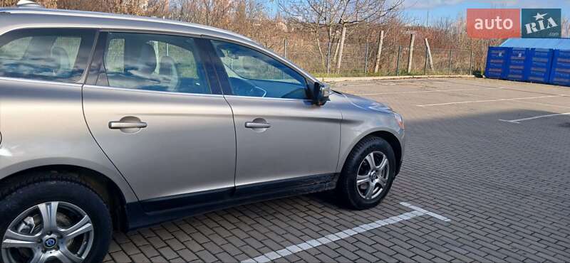 Позашляховик / Кросовер Volvo XC60 2011 в Дубні