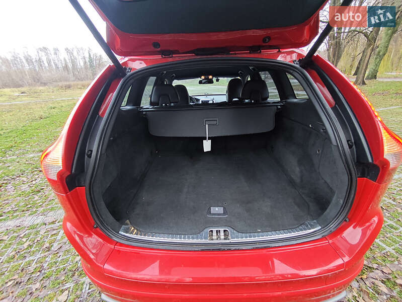 Позашляховик / Кросовер Volvo XC60 2013 в Києві