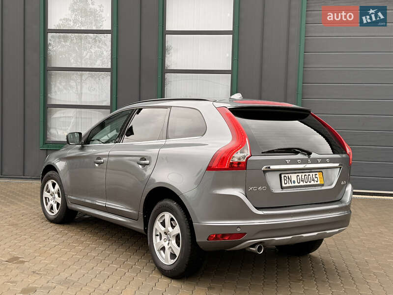 Внедорожник / Кроссовер Volvo XC60 2017 в Ивано-Франковске фото 26 Внедорожник / Кроссовер Volvo XC60 2017 в Ивано-Франковске
