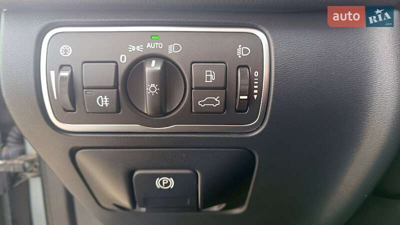 Позашляховик / Кросовер Volvo XC60 2015 в Києві