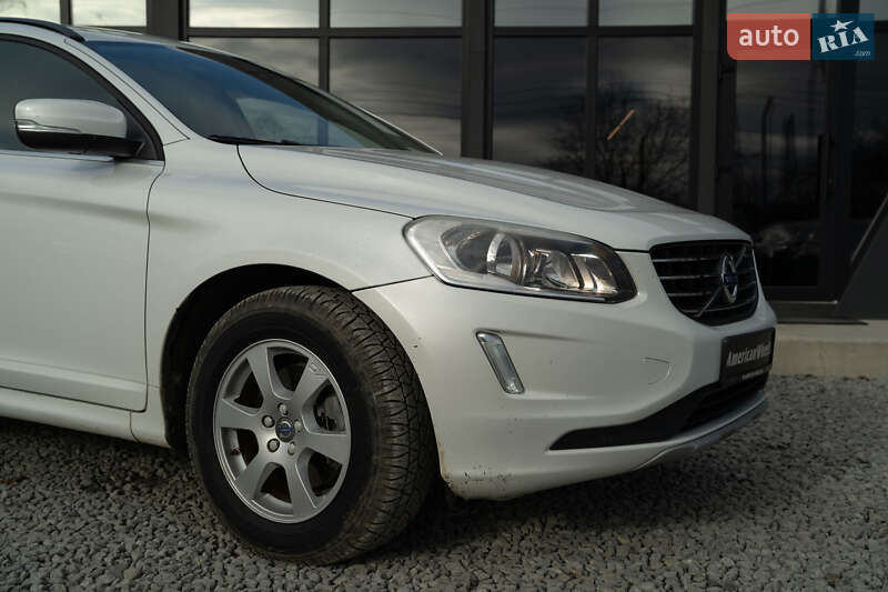 Позашляховик / Кросовер Volvo XC60 2015 в Чернівцях