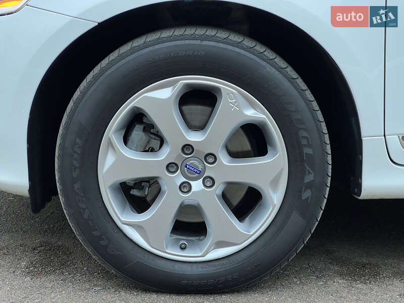 Позашляховик / Кросовер Volvo XC60 2016 в Рівному