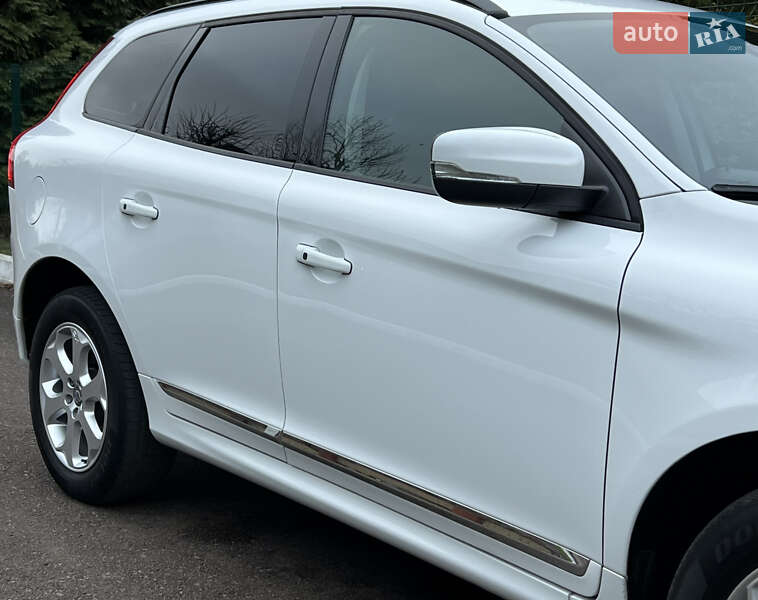 Позашляховик / Кросовер Volvo XC60 2016 в Рівному