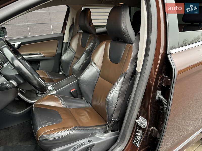 Внедорожник / Кроссовер Volvo XC60 2013 в Киеве фото 9 Внедорожник / Кроссовер Volvo XC60 2013 в Киеве