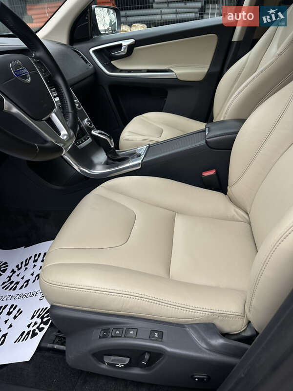 Внедорожник / Кроссовер Volvo XC60 2016 в Рожнятове