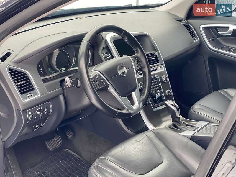 Позашляховик / Кросовер Volvo XC60 2014 в Володимирі фото 14 Позашляховик / Кросовер Volvo XC60 2014 в Володимирі