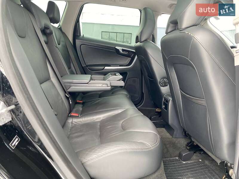 Позашляховик / Кросовер Volvo XC60 2014 в Володимирі фото 18 Позашляховик / Кросовер Volvo XC60 2014 в Володимирі