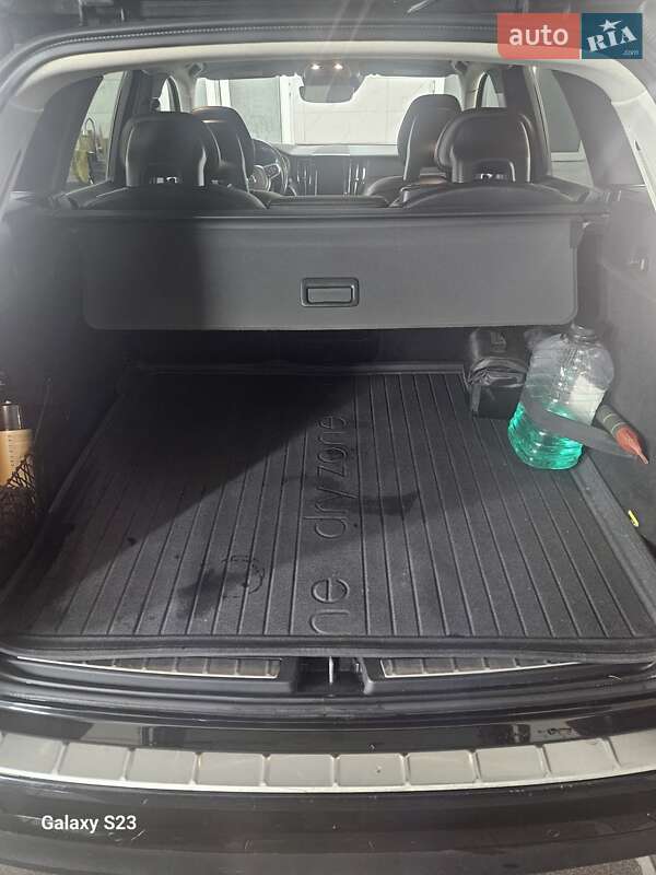 Позашляховик / Кросовер Volvo XC60 2017 в Бродах