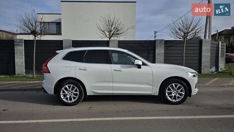 Внедорожник / Кроссовер Volvo XC60 2019 в Киеве
